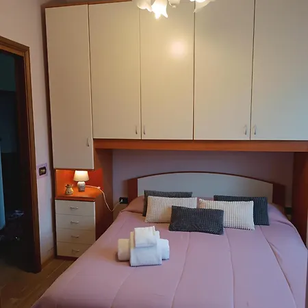 Sofia Bed & Breakfast 3*